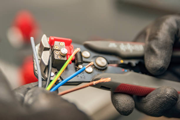 Best Affordable Emergency Electrician  in Red Cloud, NE